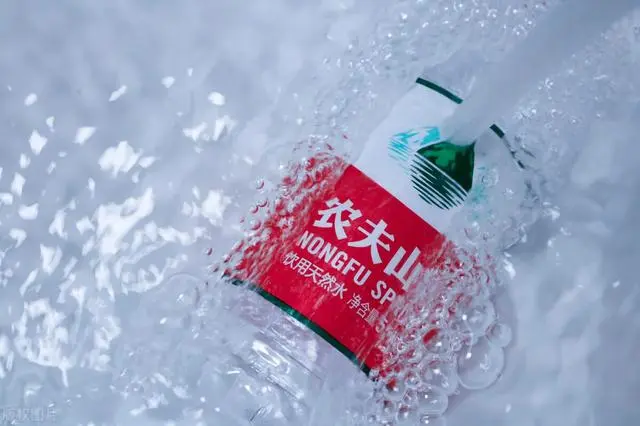 矿泉水设备价格表_生产矿泉水的设备哪家质量好_矿泉水设备质量好