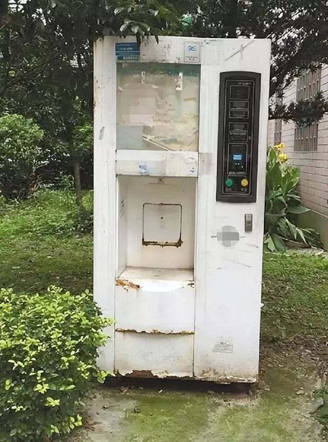 纯净水净化设备一套多少钱_纯净水机器怎么操作_纯净水机器设备多少钱